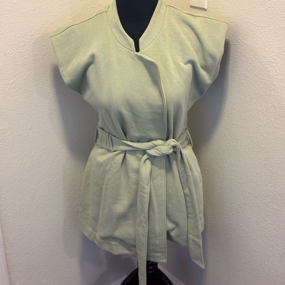 NWT $80 TEREA Zuri Wrap Vest DESSERT SAGE GREEN M MEDIUM - Picture 2 of 8